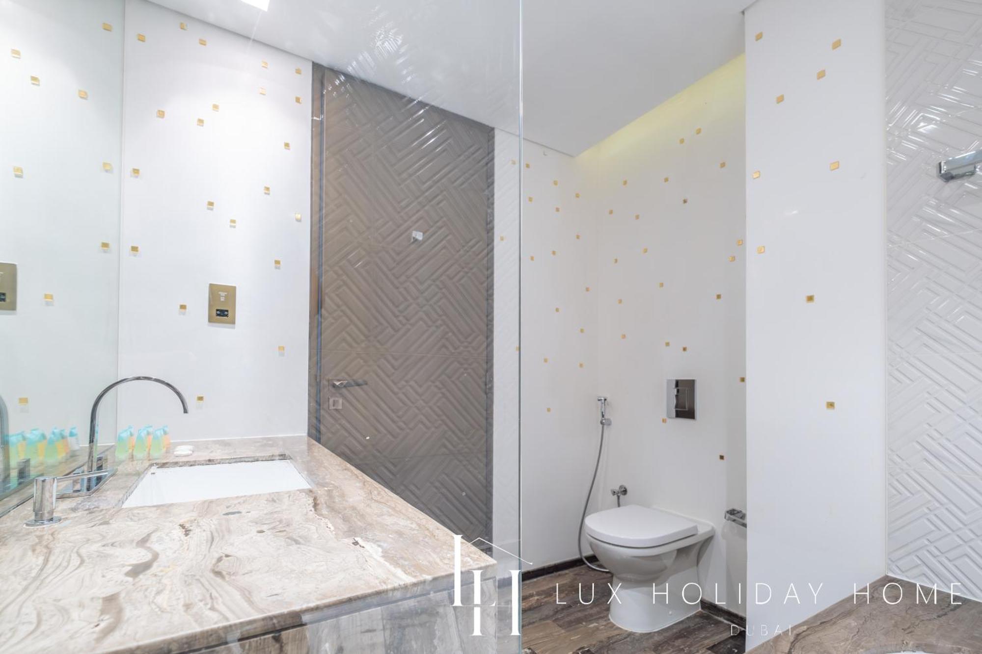 Lux - Lavish Suite With Full Palm Jumeirah View 1 Dubai Exterior photo